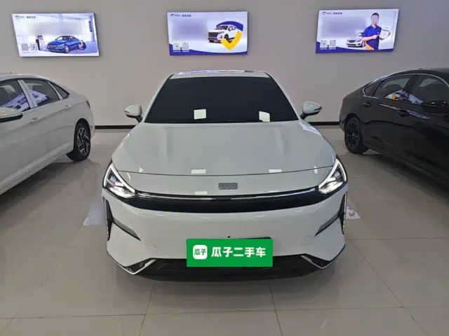 Geely Galaxy L6 — Фото автомобиля 2
