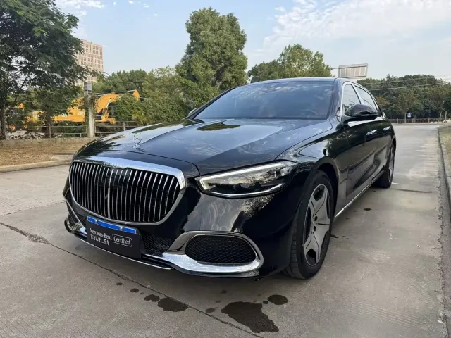 Фотография автомобиля — Mercedes-Benz Maybach S-Class