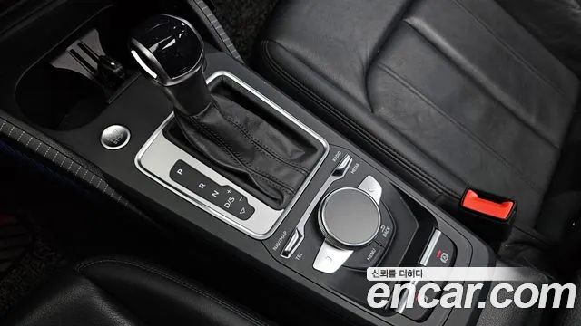 Audi Q2 35 TDI Premium — Фото автомобиля 9