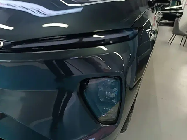 Nio ES8 — Фото автомобиля 23