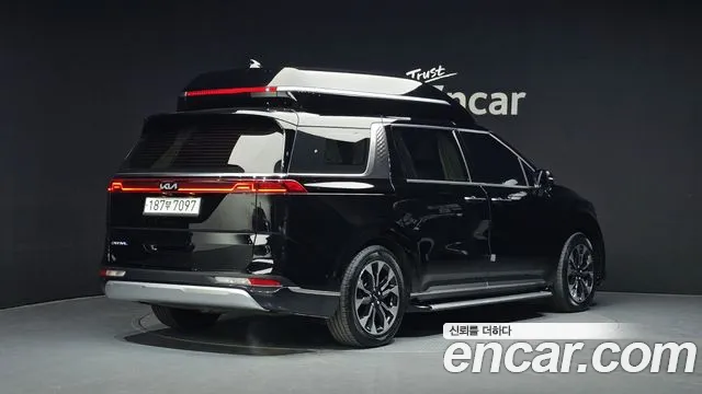 Kia Canival Carnival 4 поколение Бензин 7 мест Hi-Limousine — Фото автомобиля 2