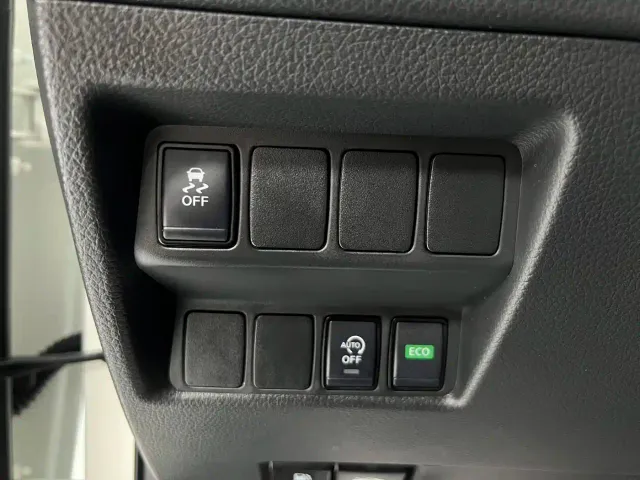 Nissan X-Trail — Фото автомобиля 12