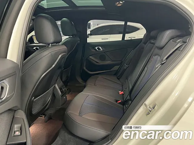 BMW 1 Series F40 — Фото автомобиля 12