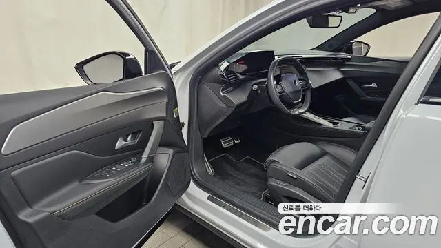 Peugeot 408 — Фото автомобиля 15