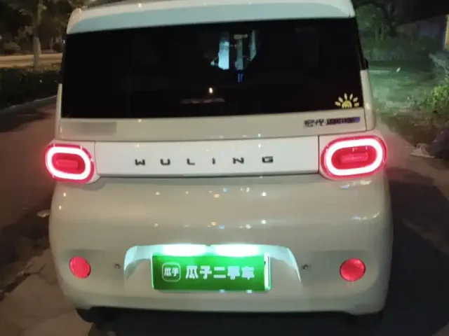 Wuling Hongguang Mini EV — Фото автомобиля 3