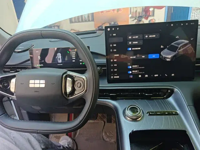 Geely Galaxy E5 — Фото автомобиля 9