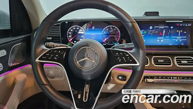 Mercedes-Benz GLE-Class — Фото автомобиля 20