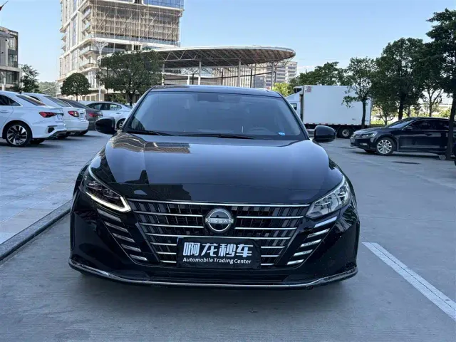 Nissan Teana — Фото автомобиля 2