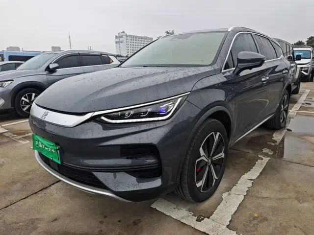Фотография автомобиля — BYD Tang