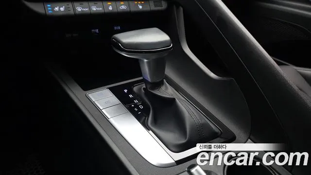 Hyundai AVANTE Avante (CN7) — Фото автомобиля 9