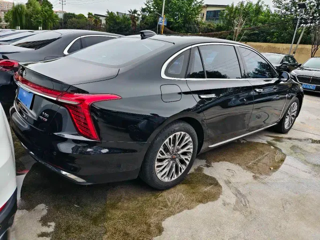 Hongqi H5 — Фото автомобиля 14