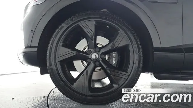 Genesis GV80 — Фото автомобиля 5