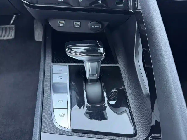 Hyundai Elantra — Фото автомобиля 20