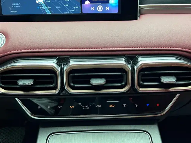 Jetour X70 Plus — Фото автомобиля 9