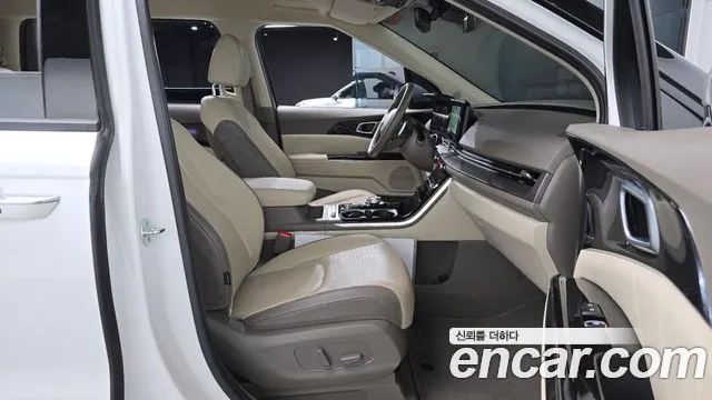 Kia Carnival 4th Gen — Фото автомобиля 16