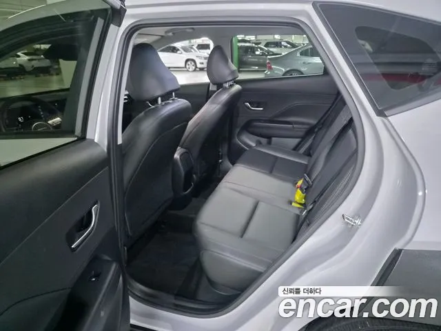 Hyundai Kona Kona (SX2) Бензин 1.6 турбо 2WD — Фото автомобиля 17
