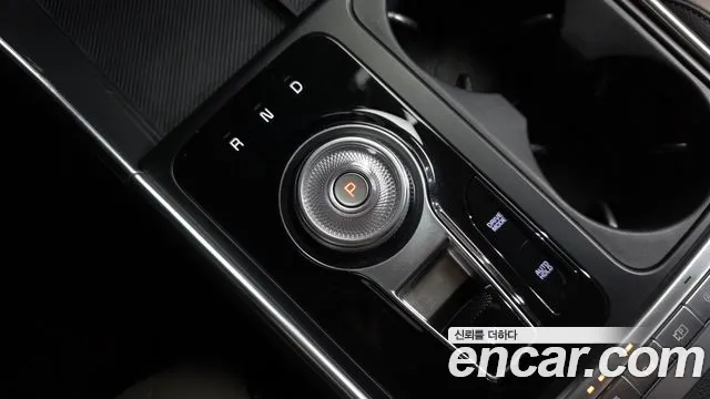 Kia Canival Новый Carnival 4 поколение Дизель 7 мест Noblesse — Фото автомобиля 2