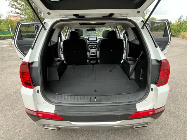 Hyundai Santa Fe — Фото автомобиля 20