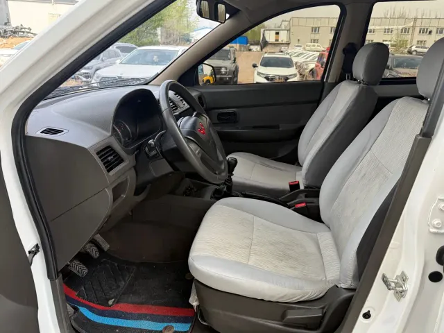 Wuling Hongguang — Фото автомобиля 4