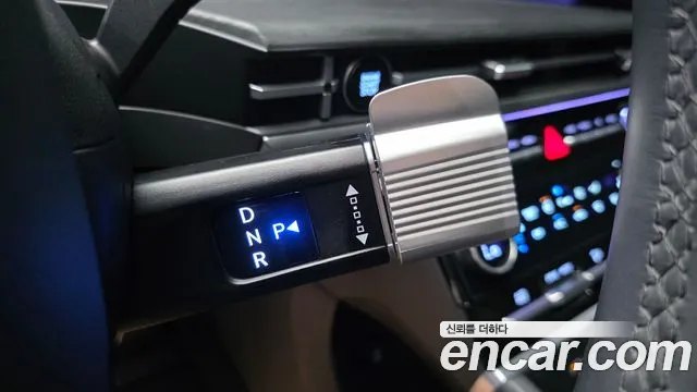Hyundai Santa Fe — Фото автомобиля 12