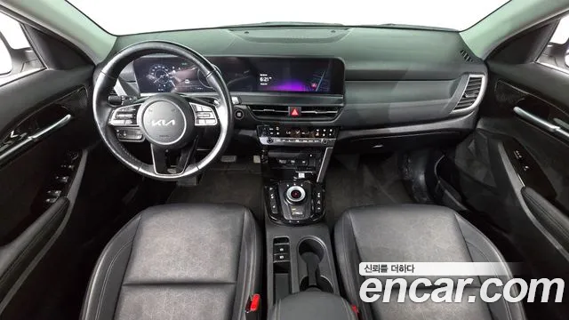Kia Seltos Новый Seltos Бензин 1.6 турбо 2WD — Фото автомобиля 3