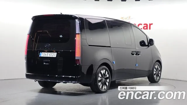 Hyundai Staria — Фото автомобиля 2