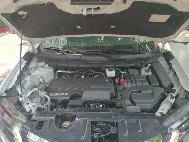 Nissan X-Trail — Фото автомобиля 16