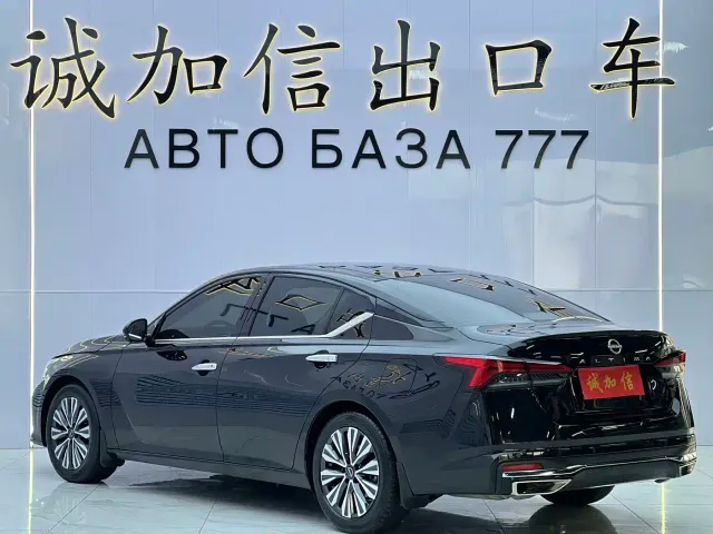 Nissan Teana — Фото автомобиля 6
