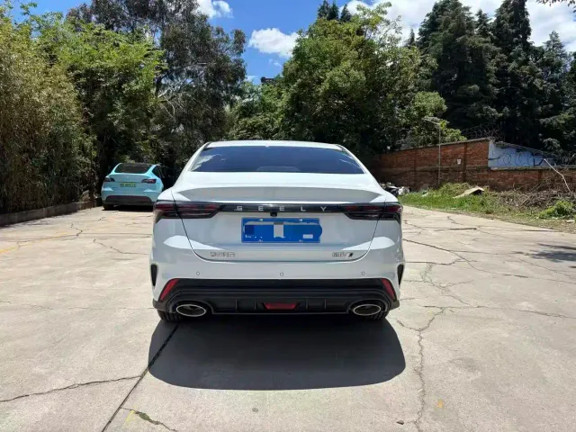 Geely Binrui — Фото автомобиля 4