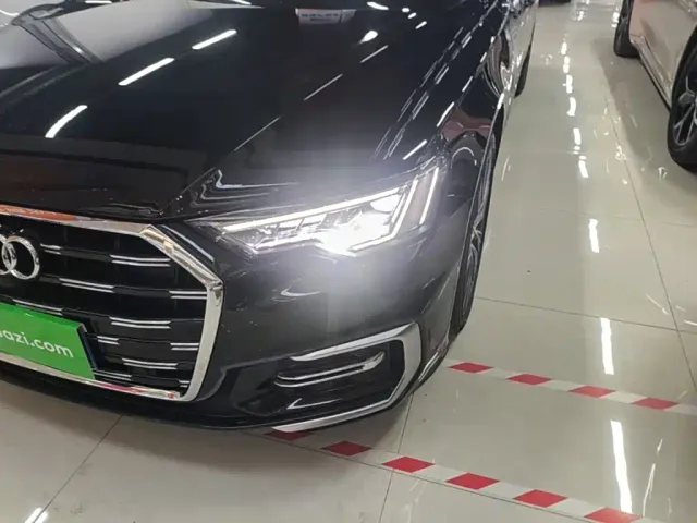 Audi A6L — Фото автомобиля 23