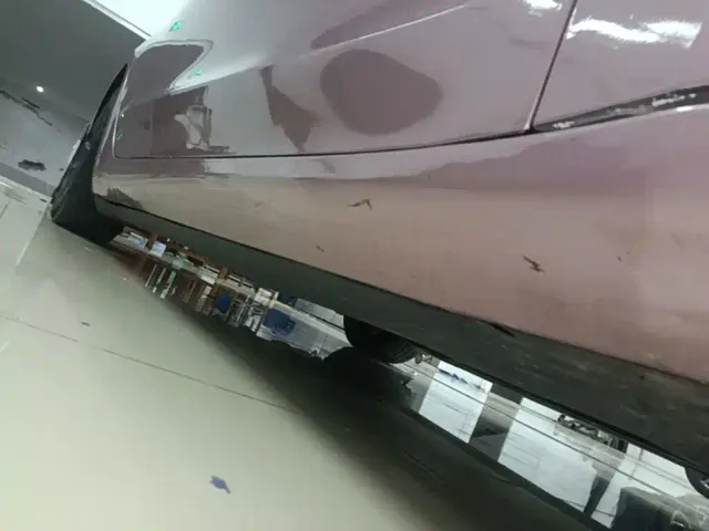 Tesla Model 3 — Фото автомобиля 20