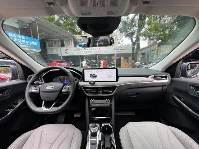 Ford Ford Escape 2020 EcoBoost 245 2WD Premium Edition — Фото автомобиля 15