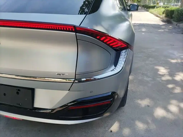 Kia EV6 — Фото автомобиля 7