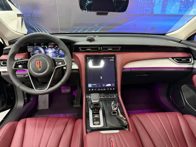 Hongqi H5 — Фото автомобиля 9