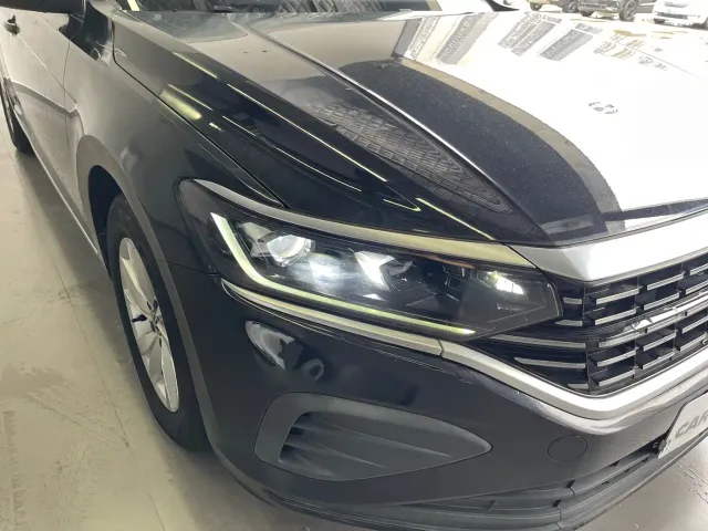 Volkswagen Passat — Фото автомобиля 7