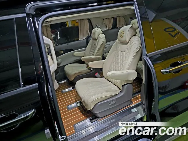 Kia Carnival 4th Gen — Фото автомобиля 4