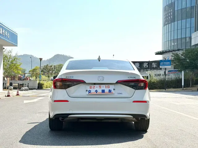 Honda Civic — Фото автомобиля 8