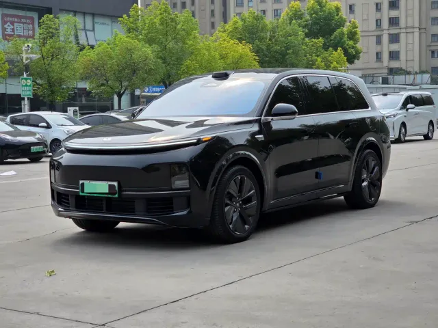 Фотография автомобиля — Li Auto L9