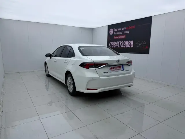 Toyota Corolla — Фото автомобиля 8