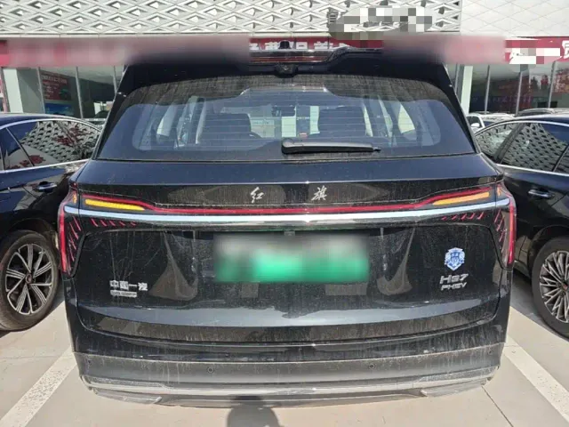 Hongqi HS7 PHEV — Фото автомобиля 5