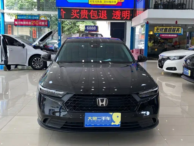 Honda Accord — Фото автомобиля 2
