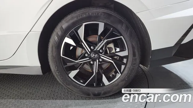 Hyundai Sonata Sonata Edge(DN8) 2.0 LPG(Для проката) — Фото автомобиля 20