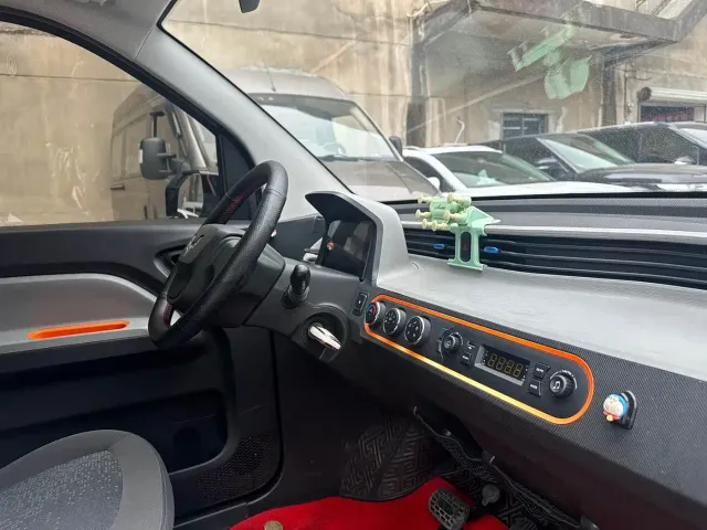 Wuling Motors Hongguang MINIEV 2020 Freedom Edition (LFP Battery) — Фото автомобиля 16