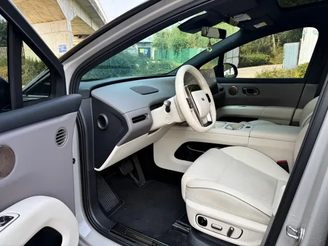 Li Auto i6 — Фото автомобиля 8