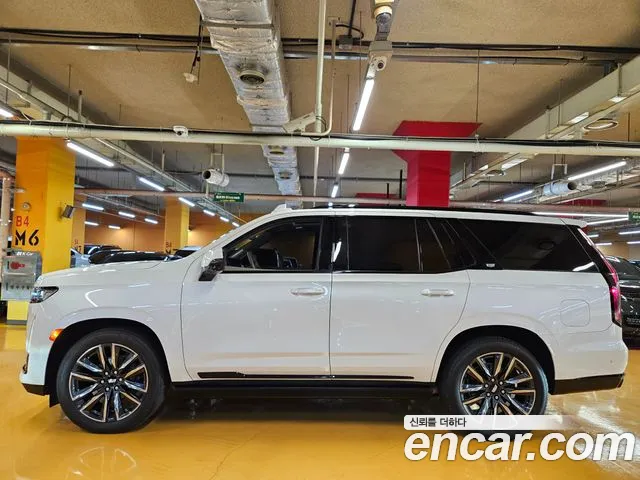 Cadillac Escalade — Фото автомобиля 6
