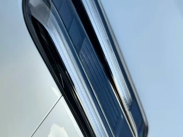 Lynk & Co 03 — Фото автомобиля 12