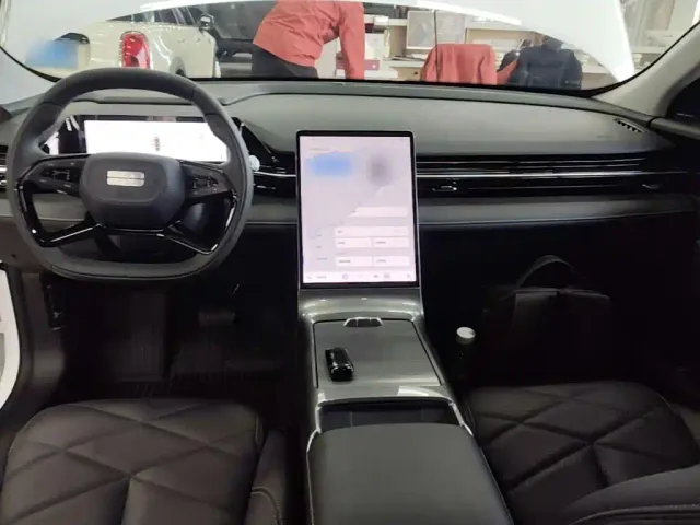 Geely Galaxy L6 — Фото автомобиля 9