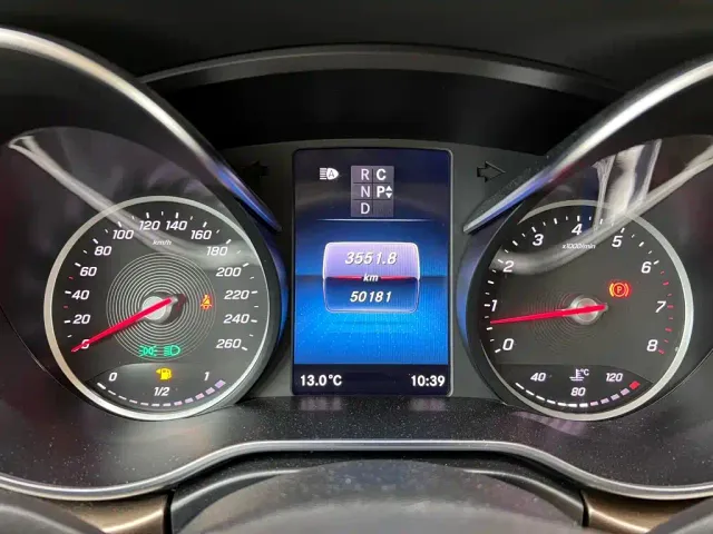 Mercedes-Benz V-Class — Фото автомобиля 16