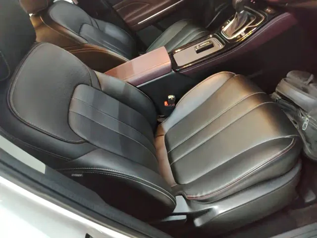GAC Trumpchi M6 — Фото автомобиля 24