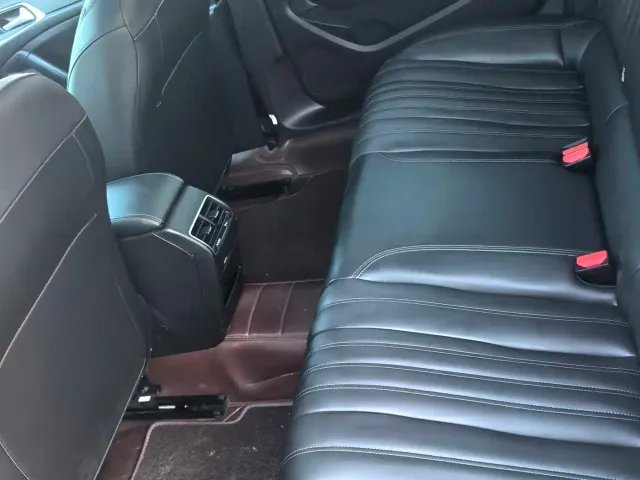 Peugeot 408 — Фото автомобиля 7